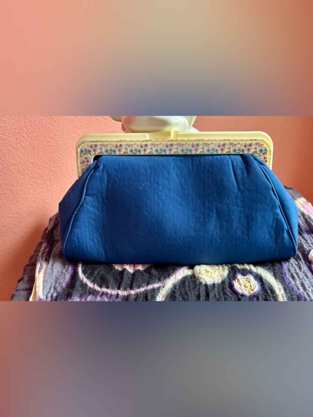 Roger Gimbel Vintage Clutch Purse